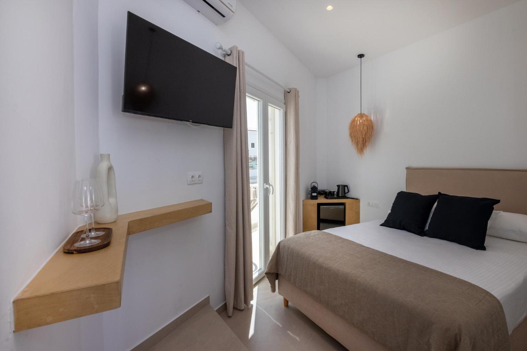 Alora Suites Tínos Eksteriør bilde