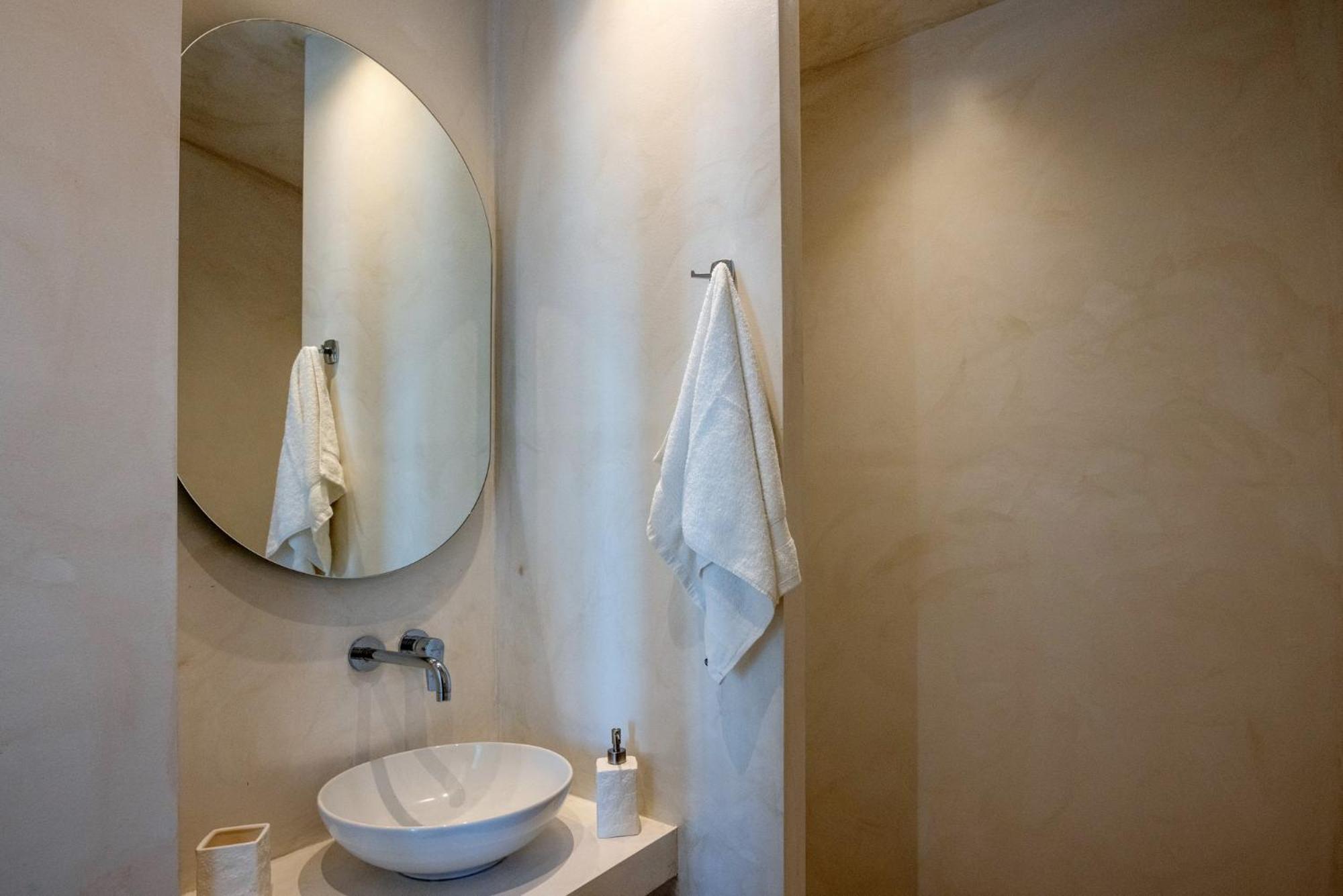 Alora Suites Tínos Eksteriør bilde