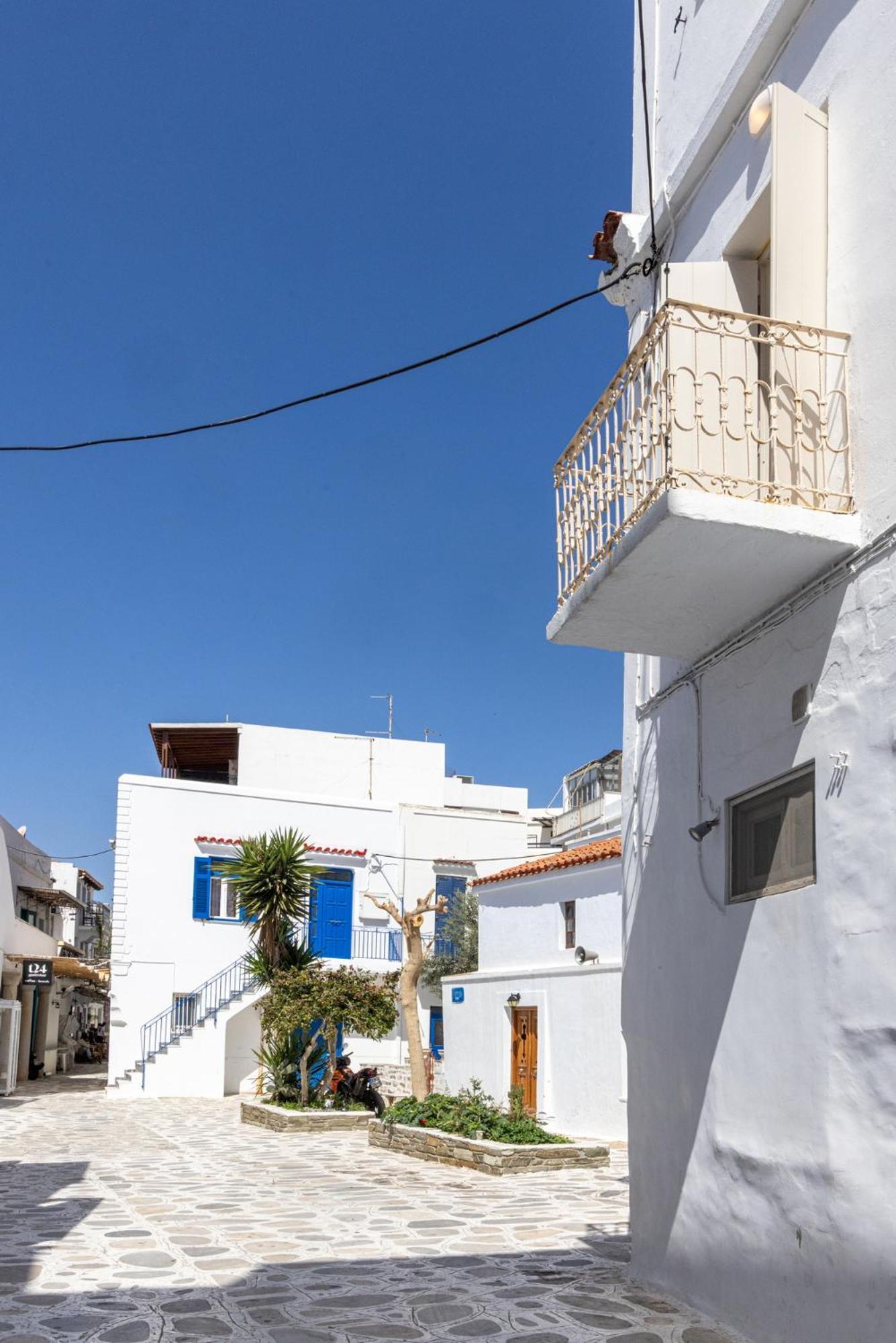 Alora Suites Tínos Rom bilde